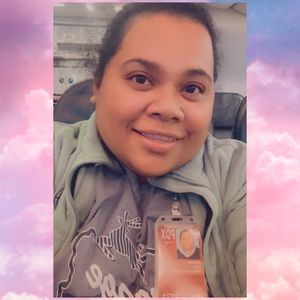 Meet your Posher, Liza